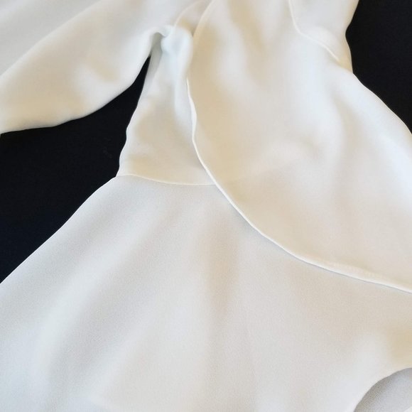 NWOT - Cabi Ivory Float Blouse - XS - Picture 5 of 10